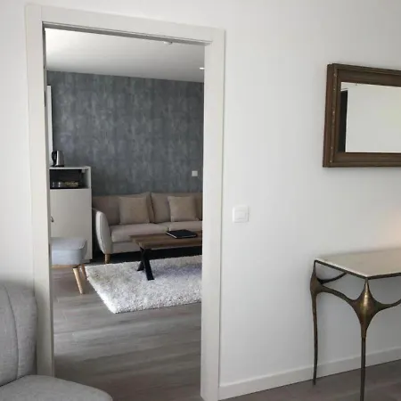 Lägenhetshotell Acropolis - Luxury Appartments I Hotelservice And Parking 4*