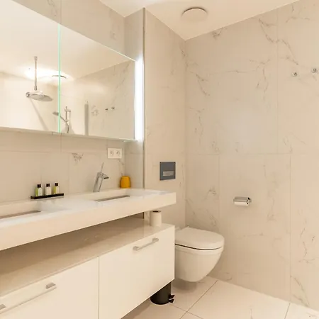 Aparthotel Acropolis - The Space Of An Apartment, The Comfort Of A Hotel Middelkerke