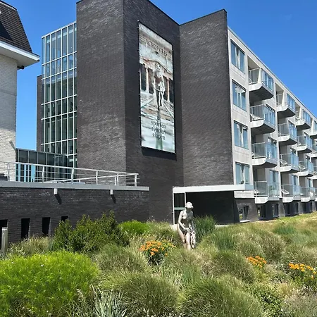 Acropolis - Luxury Appartments I Hotelservice And Parking Aparthotel 4*