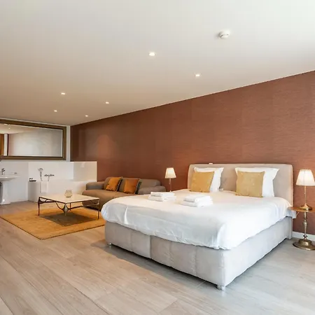 Acropolis - Luxury Appartments I Hotelservice And Parking Aparthotel