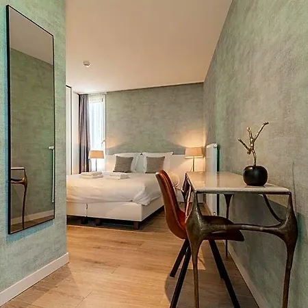Acropolis - Luxury Appartments I Hotelservice And Parking 4*