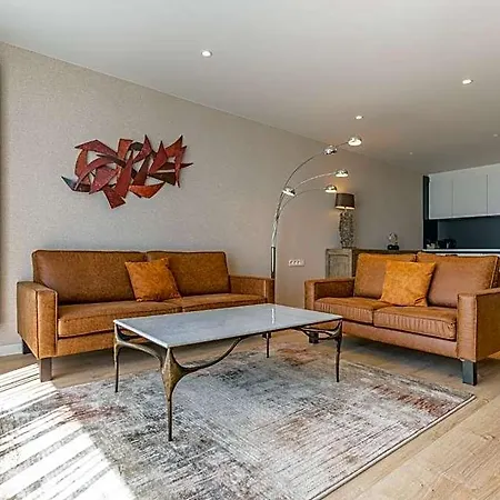 Acropolis - Luxury Appartments I Hotelservice And Parking 4*