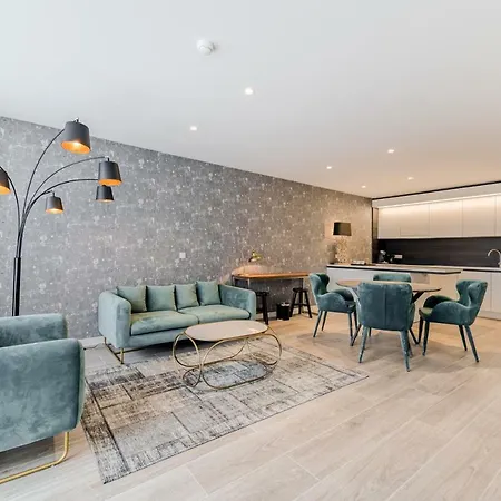 Lägenhetshotell Acropolis - Luxury Appartments I Hotelservice And Parking 4*