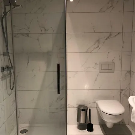Apart-hotel Acropolis - Luxury Appartments I Hotelservice And Parking 4*