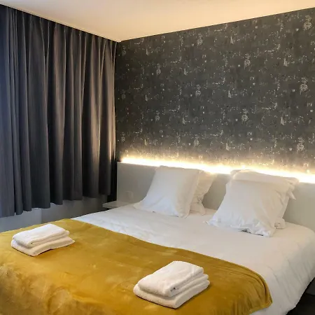 Lägenhetshotell Acropolis - Luxury Appartments I Hotelservice And Parking 4*