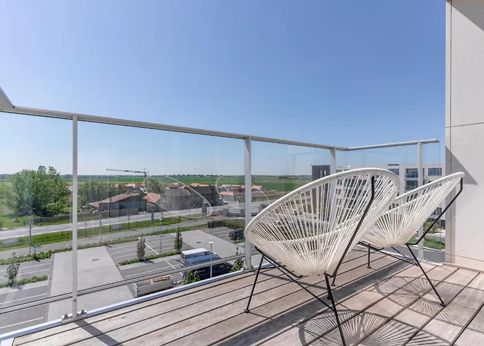 Acropolis - Luxury Appartments I Hotelservice And Parking 4*