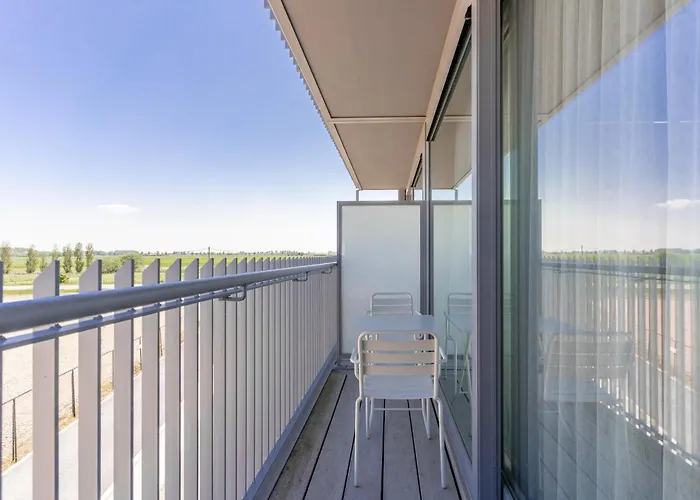 Acropolis - Luxury Appartments I Hotelservice And Parking 4*