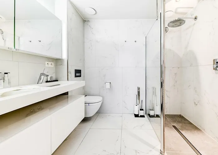 Acropolis - Luxury Appartments I Hotelservice And Parking