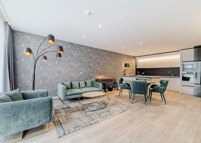 Aparthotel Acropolis - Luxury Appartments I Hotelservice And Parking 4*