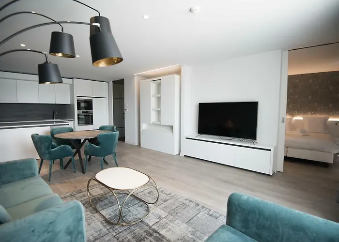 Acropolis - Luxury Appartments I Hotelservice And Parking 4* Middelkerke